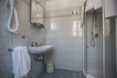 Albergo La Foresta เรกเจลโล ภายนอก รูปภาพ